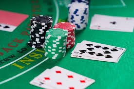 Permainan Triple ttm4d di layar ponsel